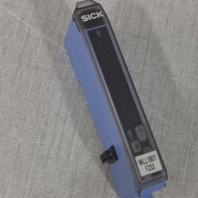 SICK WLL180TF232  Fiberoptic Sensors 6039098