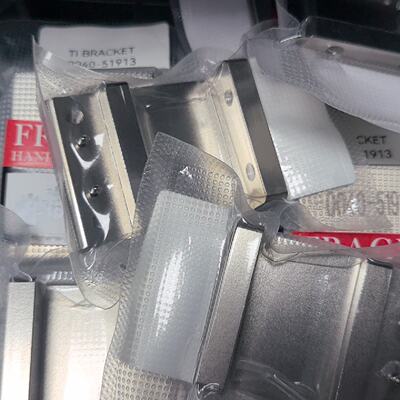0040-51913，BRCKET TITAUIUM 300议价