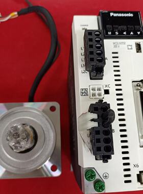 迅A6400W伺服MBDLN25SEMBDLT25SFMHMF042L1U2MMSMF042L