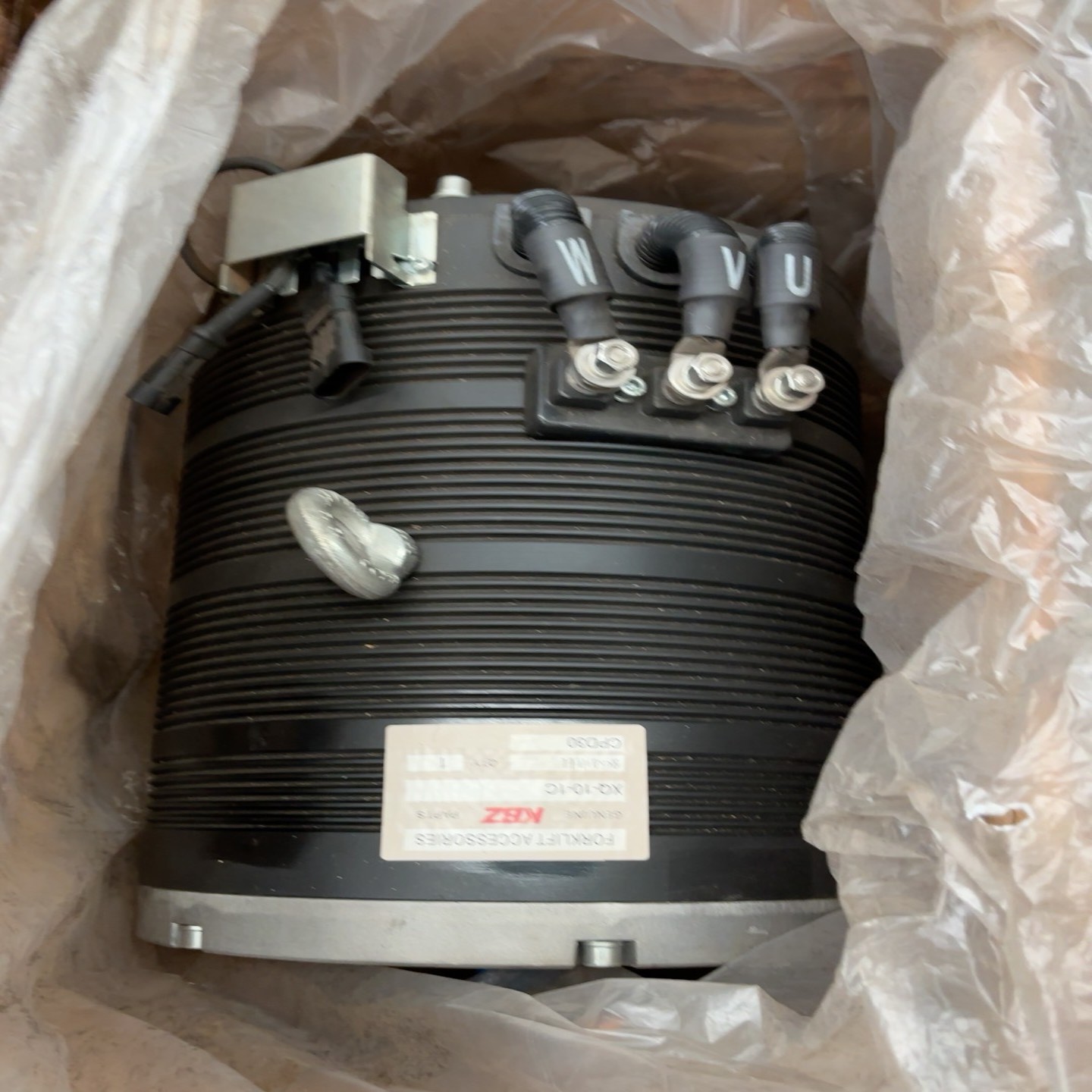 KBZ全新叉车交流驱动电机XQ-10-1C/CPD30还有两--议价商品