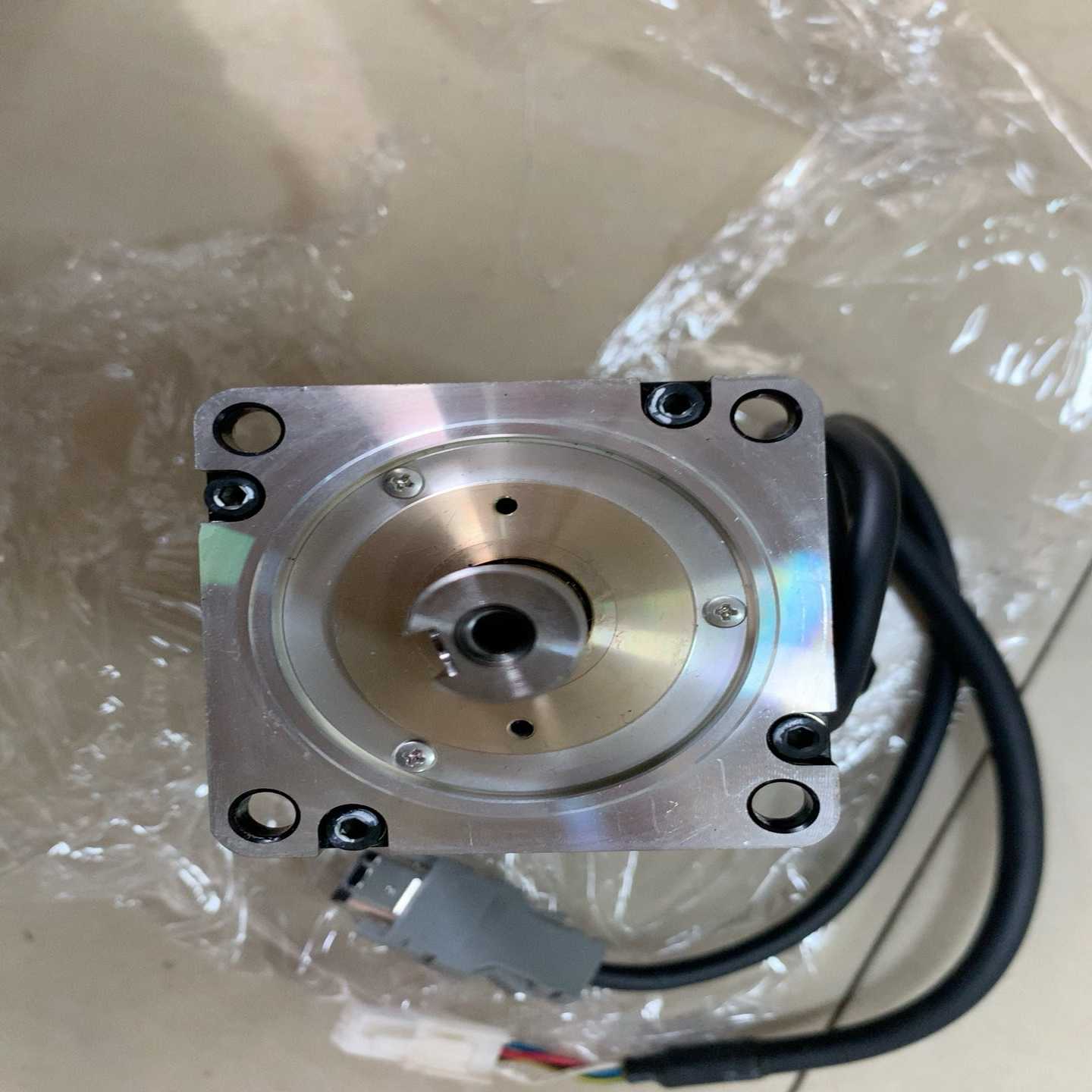 【议价】安川电机SGMMS-04ADC6S件，，成色适用