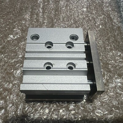 原装正品SMCMGPM2030Z三杆气缸二手拆机9