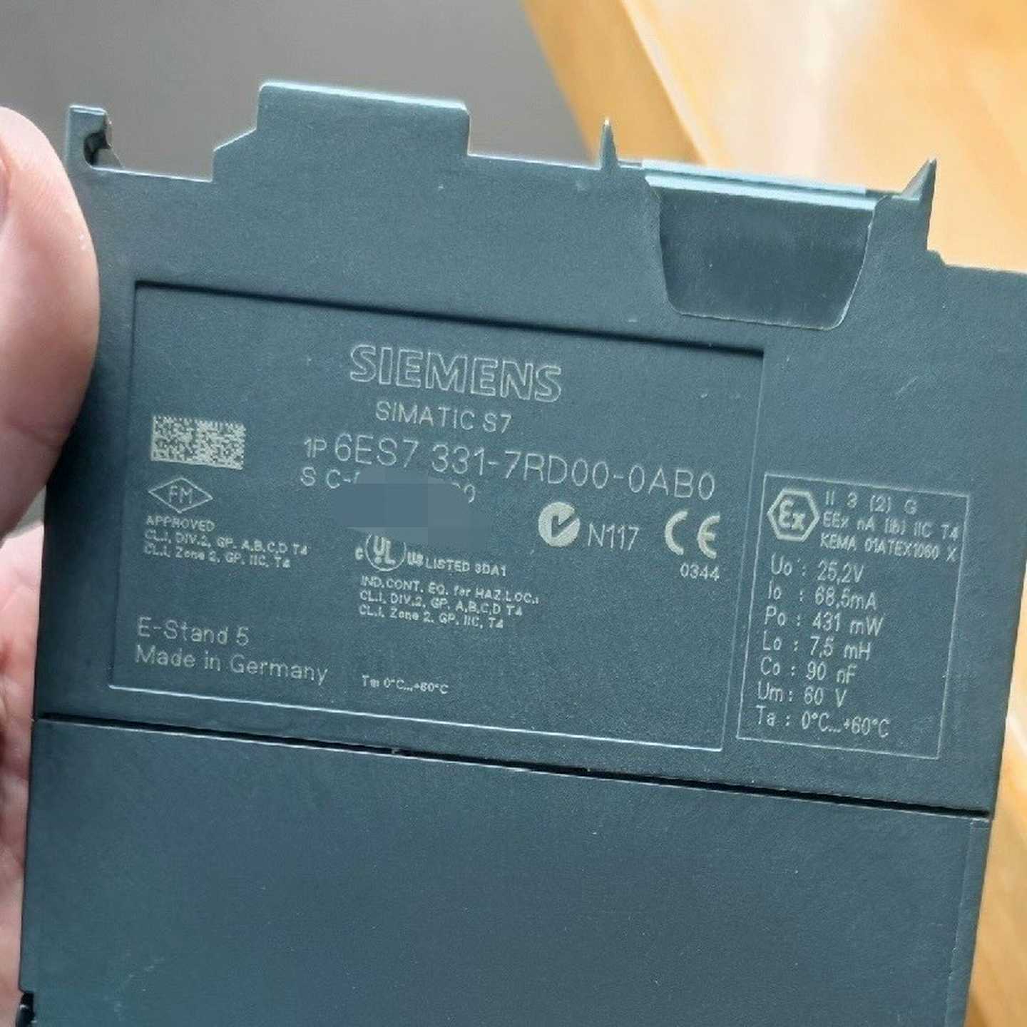 6ES7331-7RD00-0AB095新，功能完好现货--议价商品