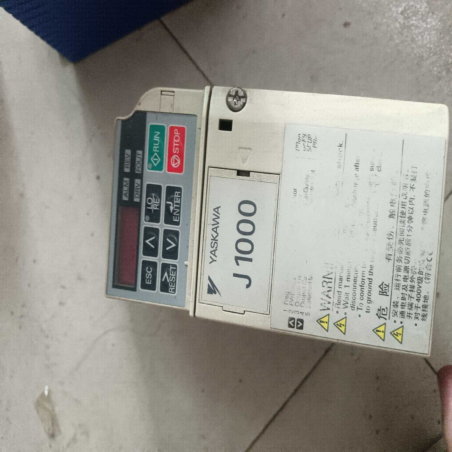 询价拍~安川变频器  J1000