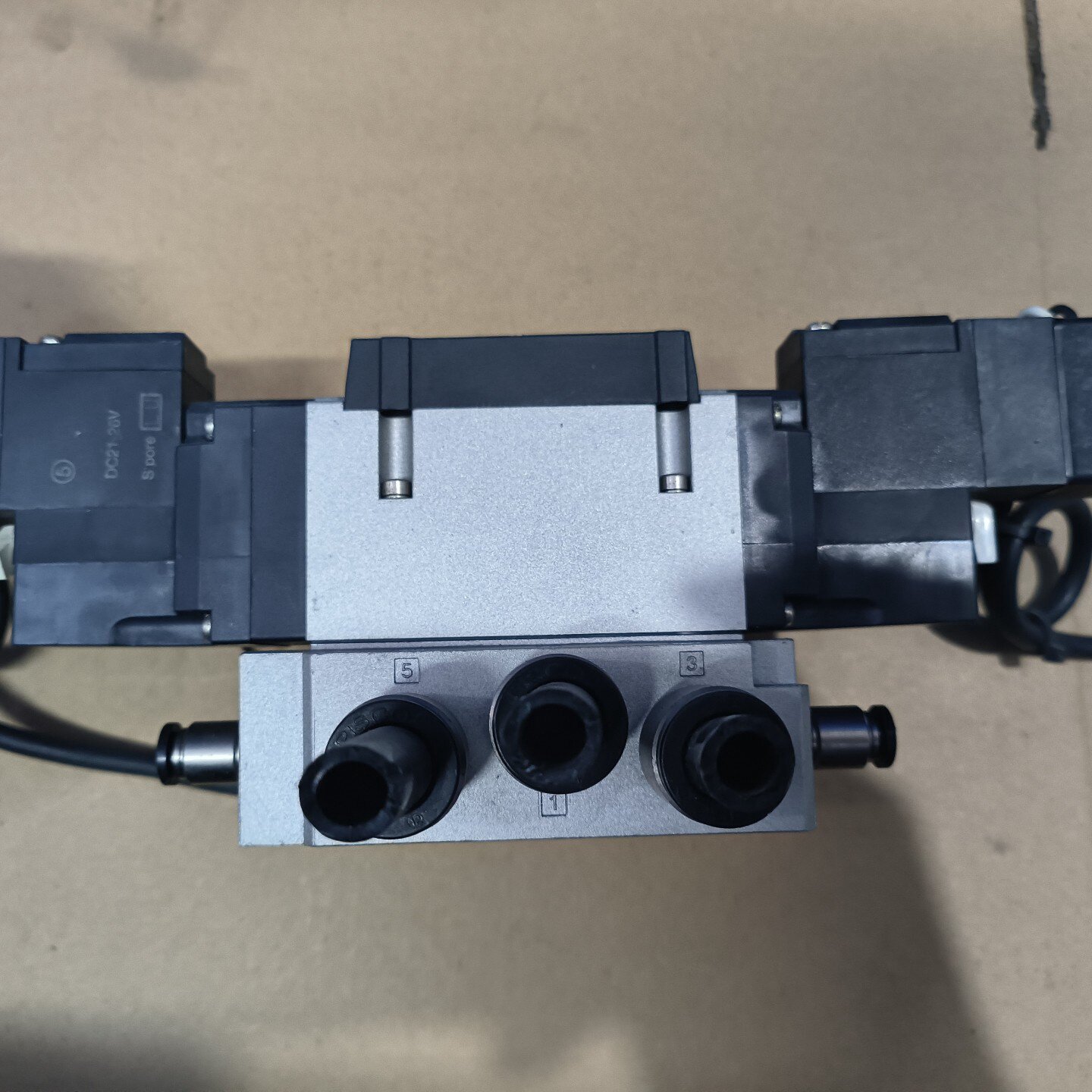 SMC电磁阀VFR33405EZC二手拆机功能完好