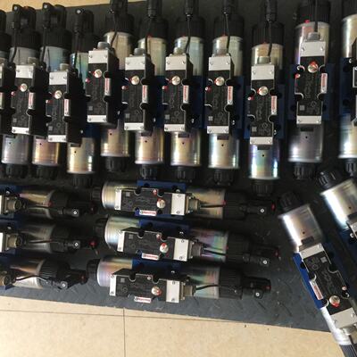 议价R900927230型号4WREE10E75-2X/G24K31/A1V比例阀力士乐Rexrot