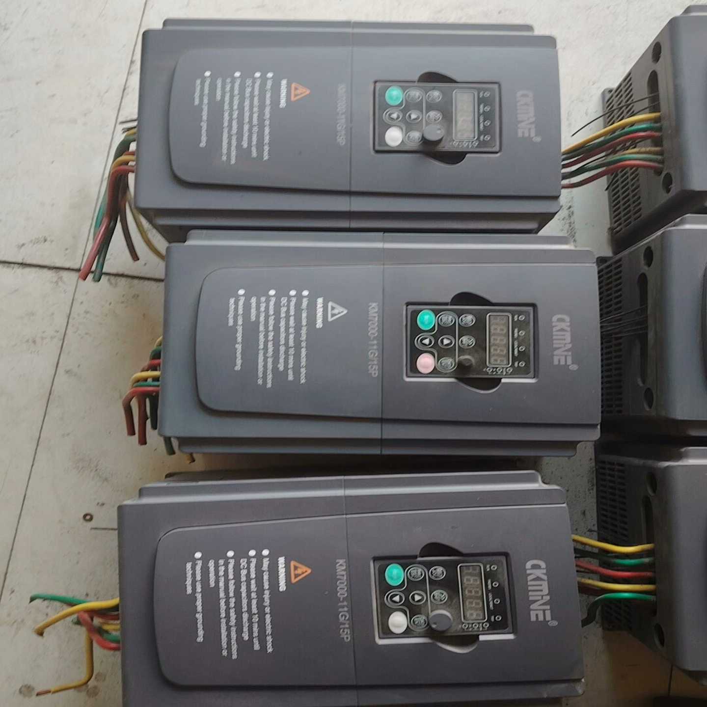 【议价】开民变频器KM7000-011G/015P适用