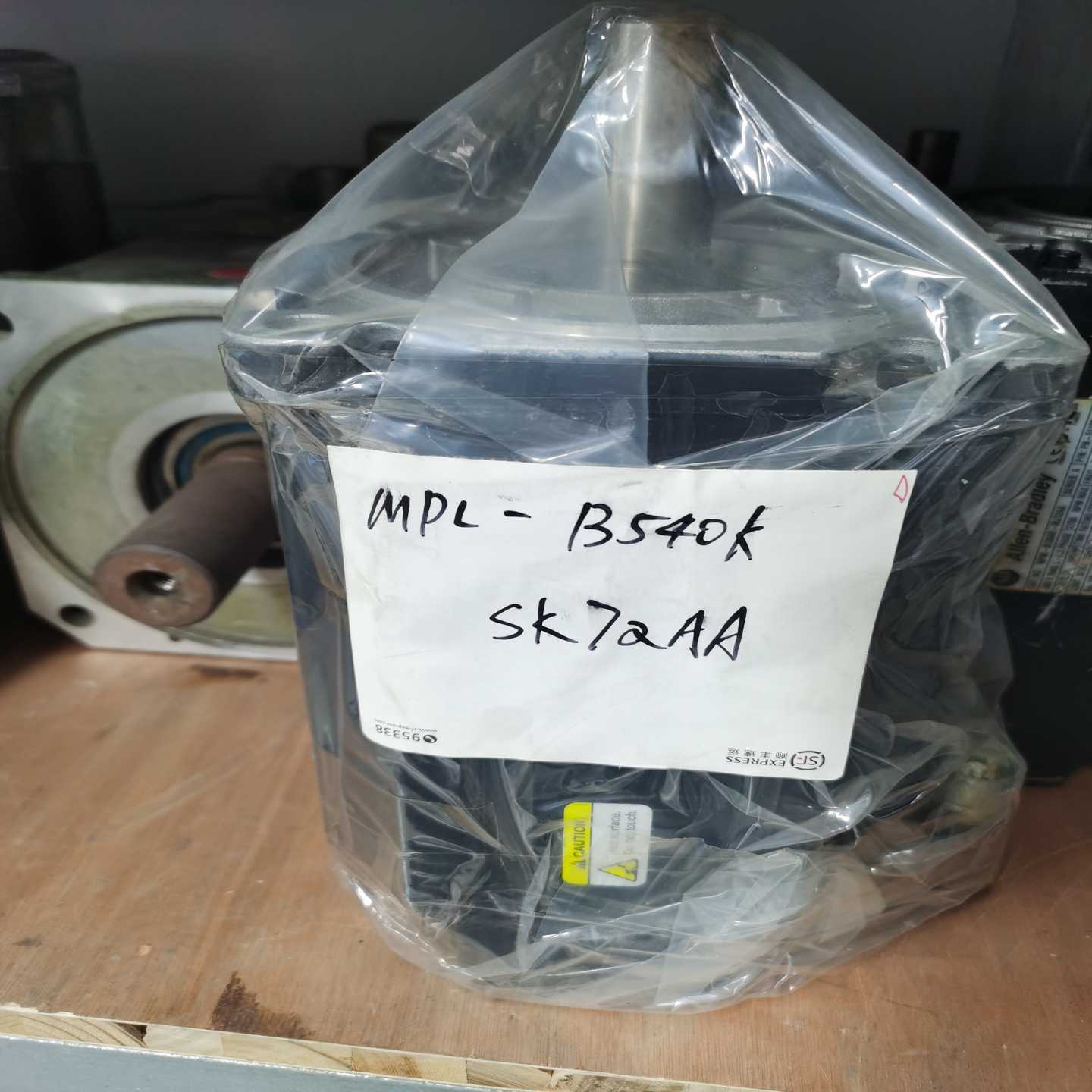 【议价】AB罗克韦尔MPL-B540K-SK72AA伺服电机件适用