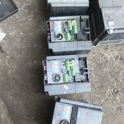 议价变频器FRD7401.5KCHT三相400V1议价