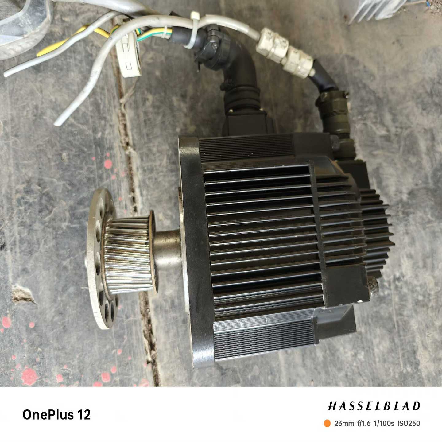 【议价】9成新安川伺服电机SGMGH-20ACA6B为实价，适用