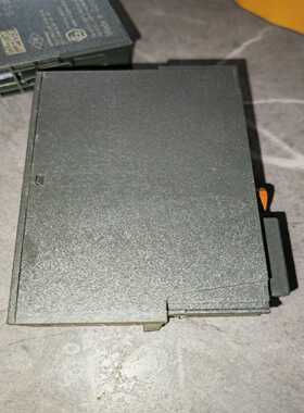 日业变频器CM530H，1.5kw，220v，还有一台，功能~询价