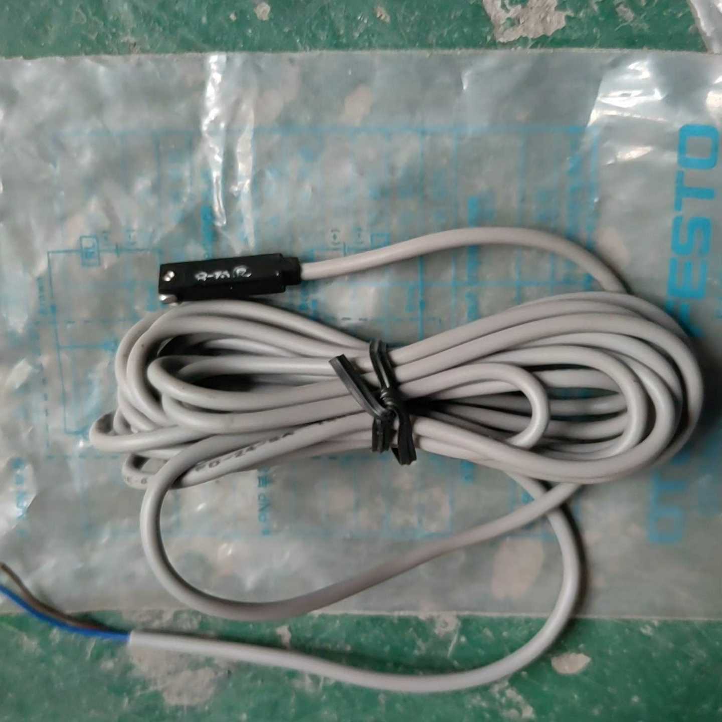 FESTO费斯托磁性开关 KSME-8SA 15028030-询价客服