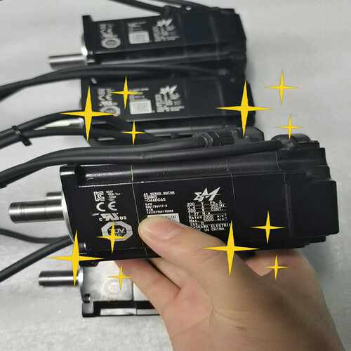 安川SGMMS-04ADC6S，正常件，功能正常，发货前适用