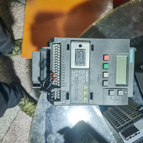 【询价】变频器1.1kw，6SL3210-5BE21-1UV0