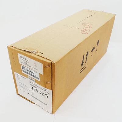 Control Techniques 089UDA40XBFWBC100190SRDN Servomotor unuse