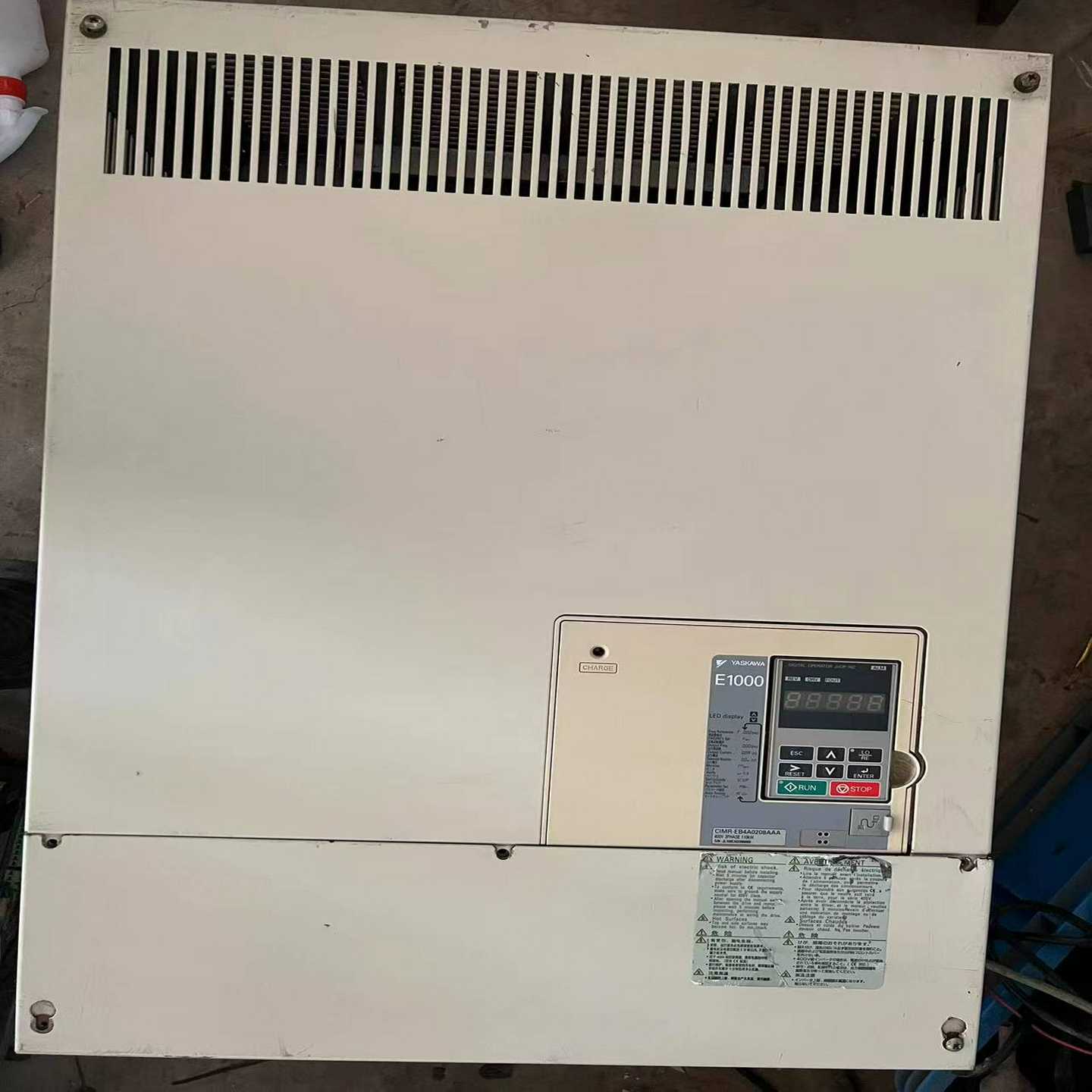 安川E1000110KW变频器EB4A0208AAA拆【博航商行】