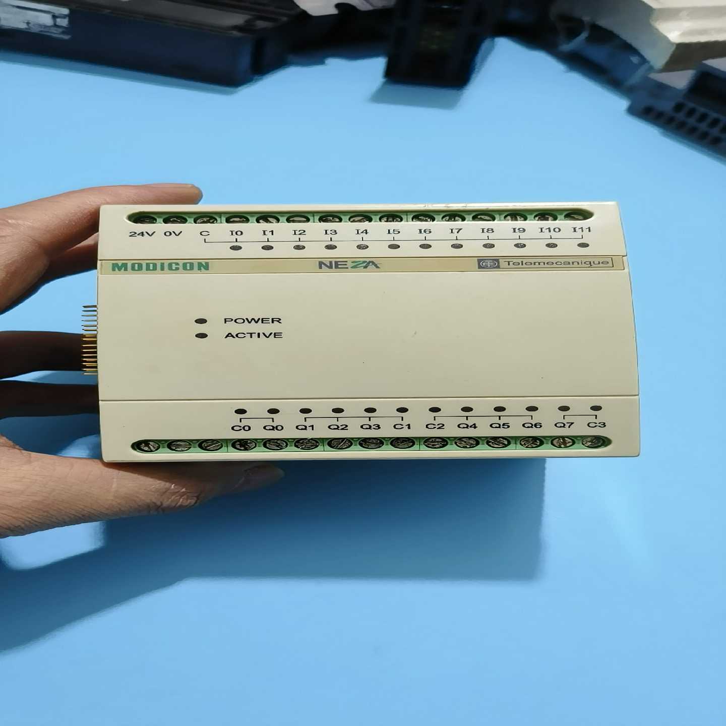 PLC模块，TSX08ED12R8询价