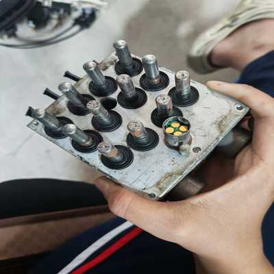 SRX原装ABS泵体，原装拆车件，带编码可查。泵体完整，功能--议价