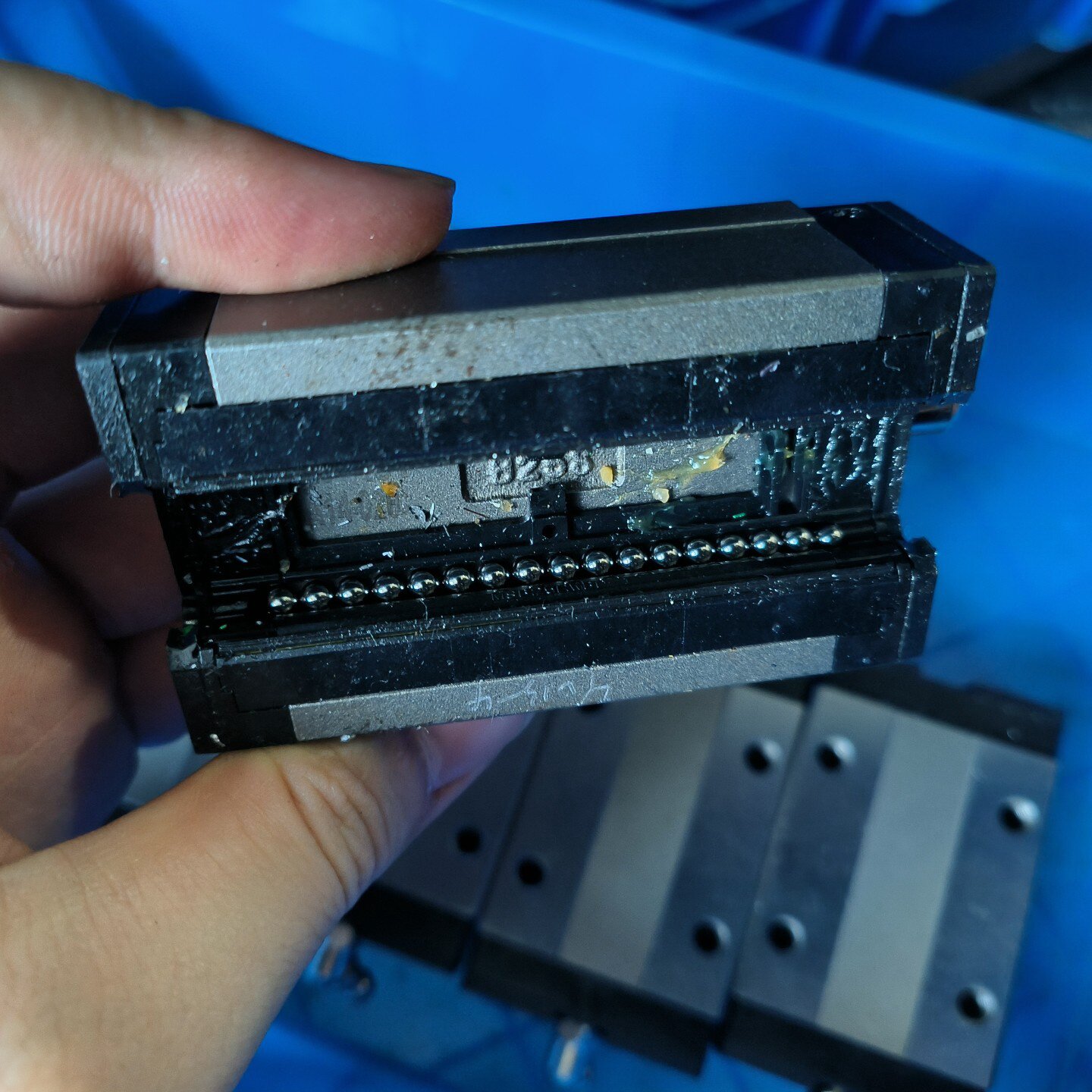 银泰PMI滑块MSB25SSSFC二手成色几乎全新功能