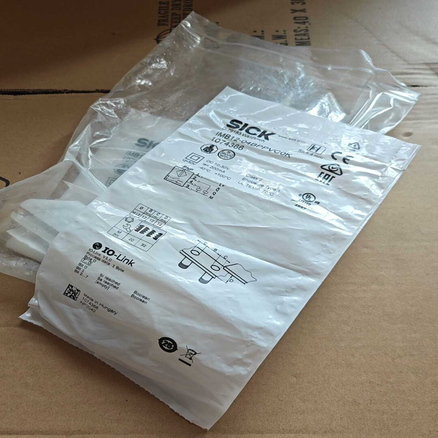 询价德国SICK西克IMB12-04BPPVC0K电感式