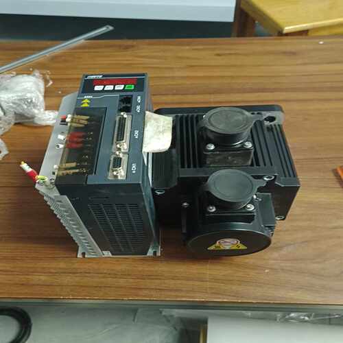 哎威图伺服套装一千瓦驱动型号lD1004R5S电机型号130~询价