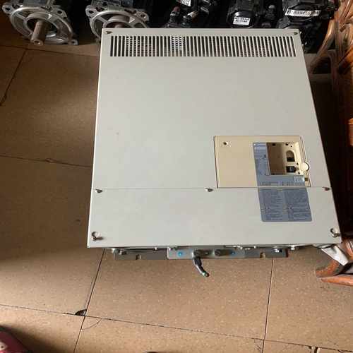 安川A1000变频器160KW，CIMR-AT4B03询价