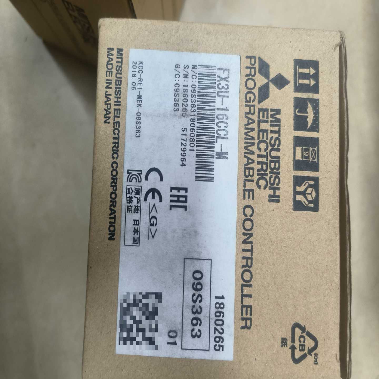 全新库存三菱plc模块FX3U-16CCL-M--议价商品
