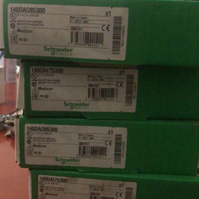 议价施耐德输入模块140DAI75300交流离散量