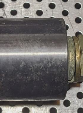 Massive Ferrofluidic Aspiration Rotatif PasseCable 1  Vis Uh