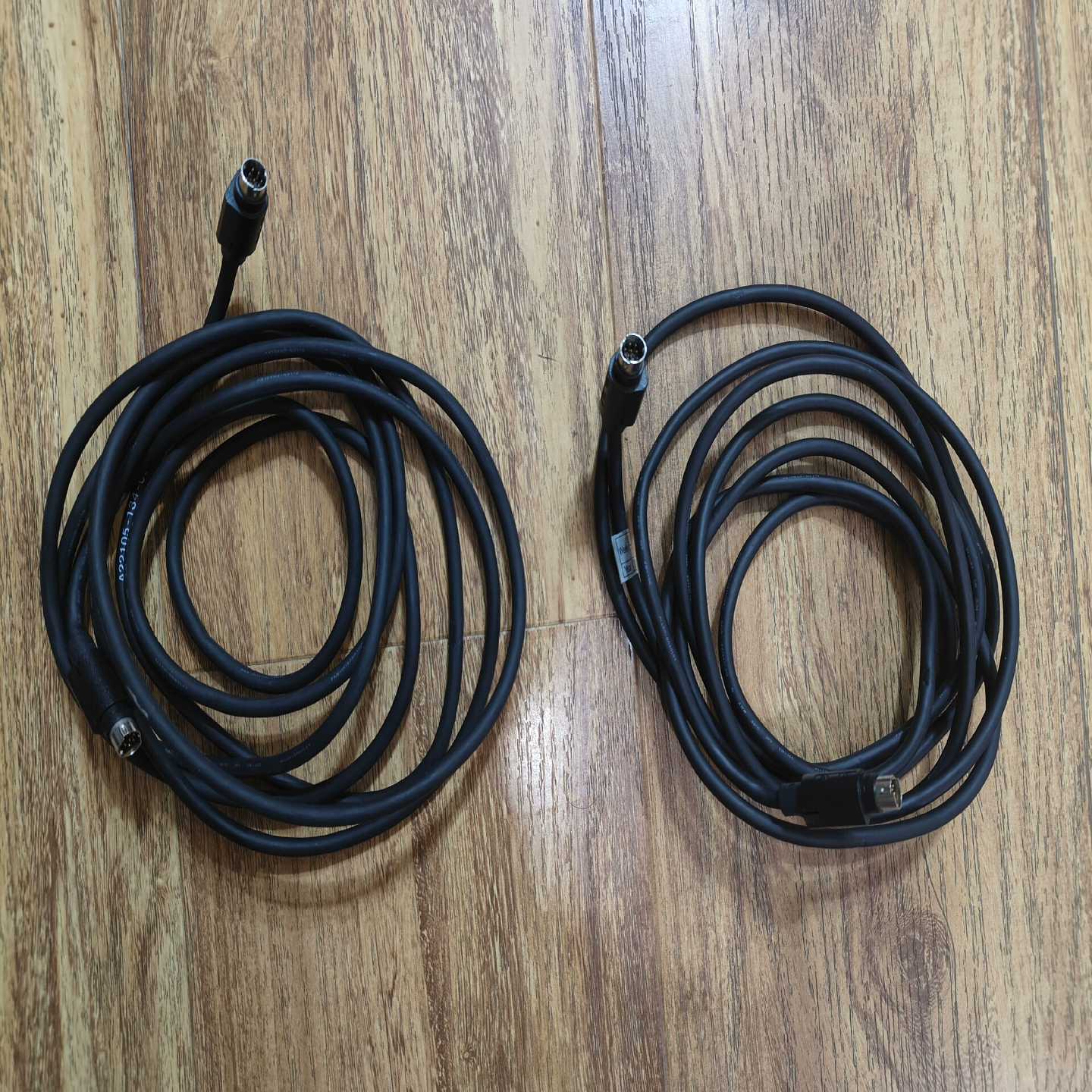 AB变频器外引面板盒，有两个/外引线A221询价