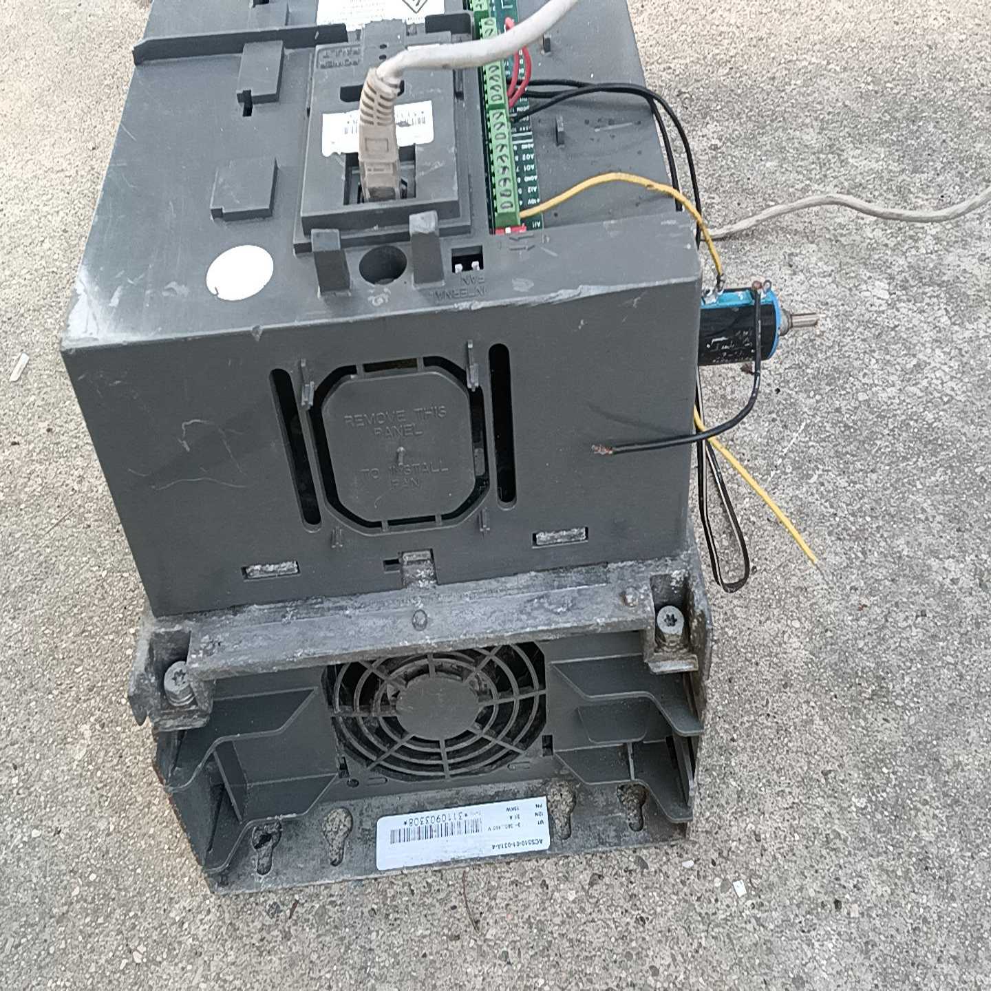 ABB变频器acs510-01-031a-4，15kw，（地坛设备）