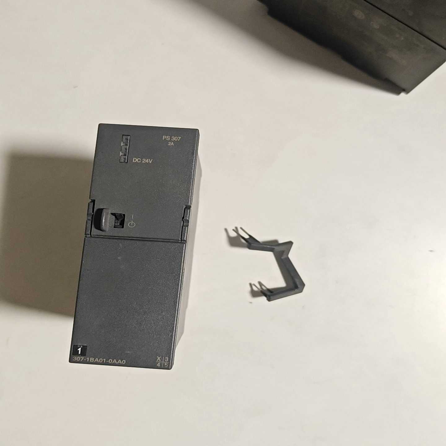 议价西门子300电源6ES7307-1BA01-0AA0原装