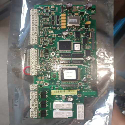 （洋洋设备）9成新ABBACS800变频器主板CPU板RMIO-11C