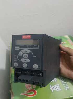 132F0018丹佛斯变频器，功能，九成新成色如图【询价】