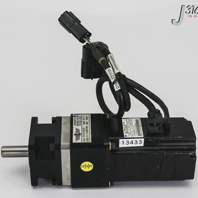 13433YASKAWAACSERVO发动机带023PLX010023PLANETARYGEARHEADSGM0