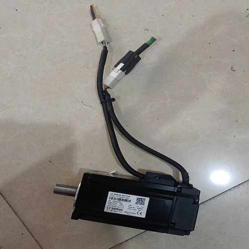 超川伺服电机400W。CC-M3H040-NN04，实物图。【询价】