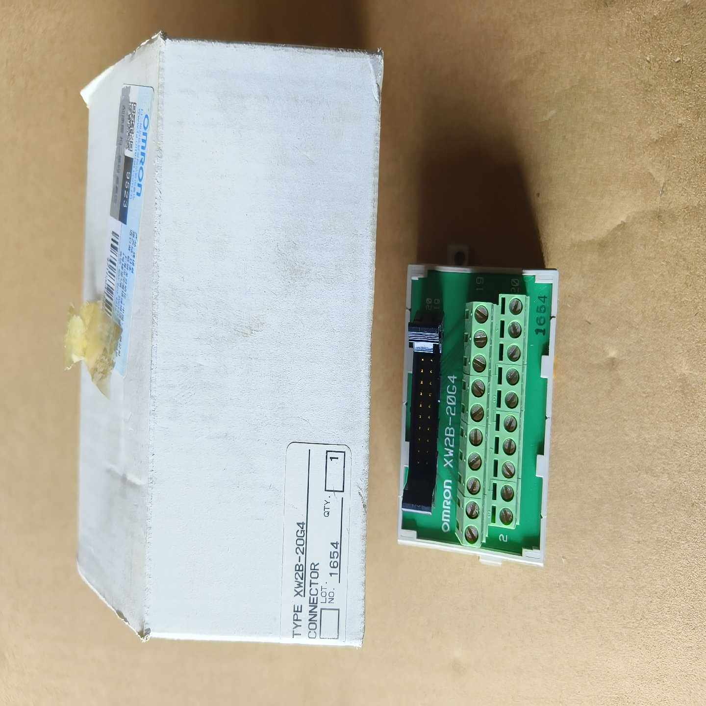 端子排XW2B-20G4【白零商行】