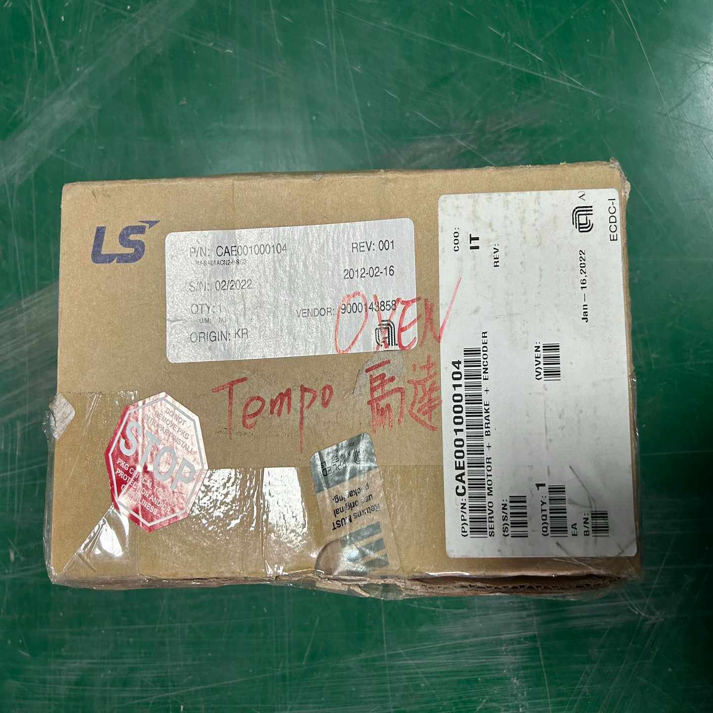 LS伺服电机APM-SA01ACN2-8-SC3，带刹车编--议价商品