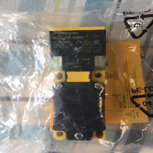 德国图尔克方形开关Ni35-CP40-AP6X2Ni4（零零电子）
