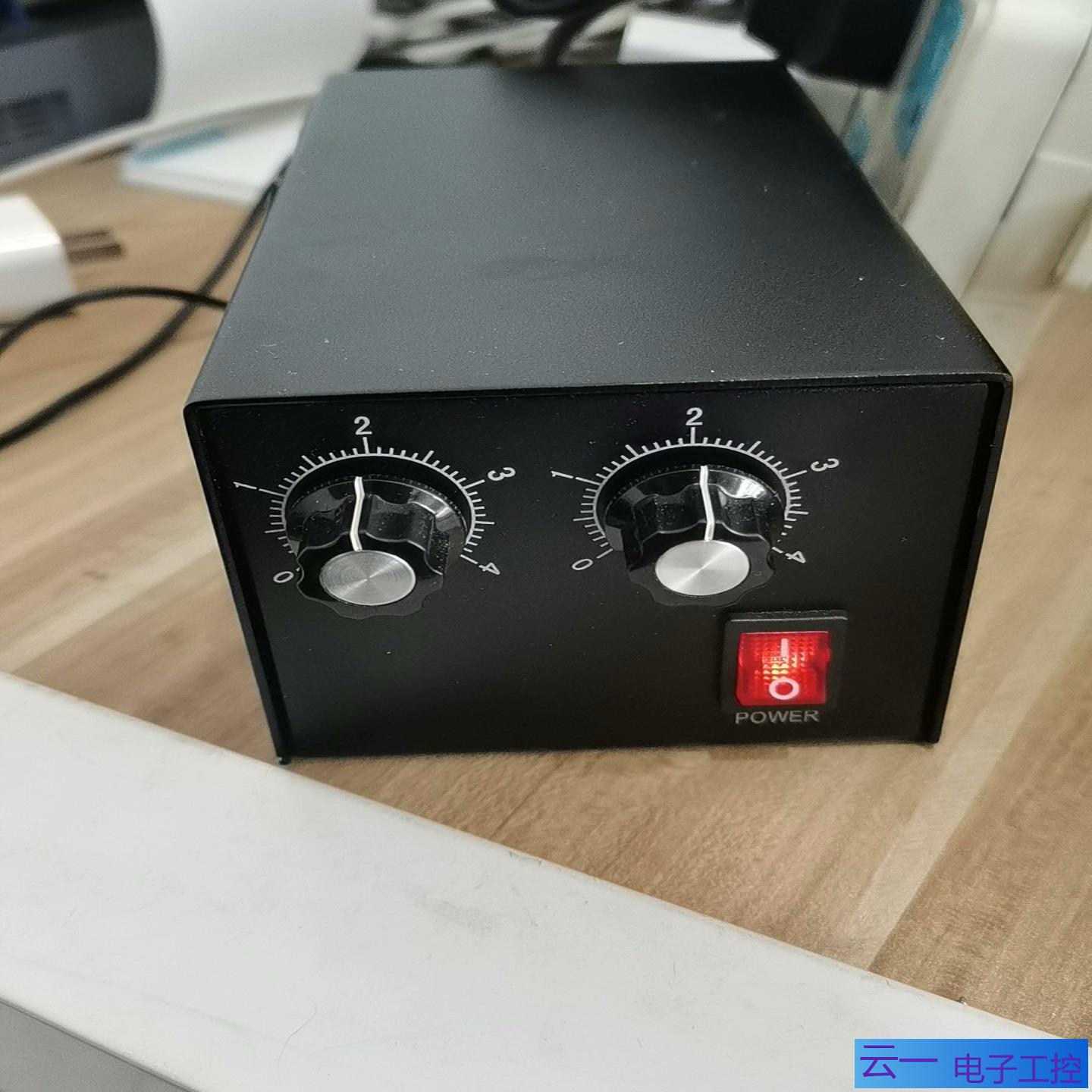 光源控制器FLV-ATC21024-O品成色新；议价