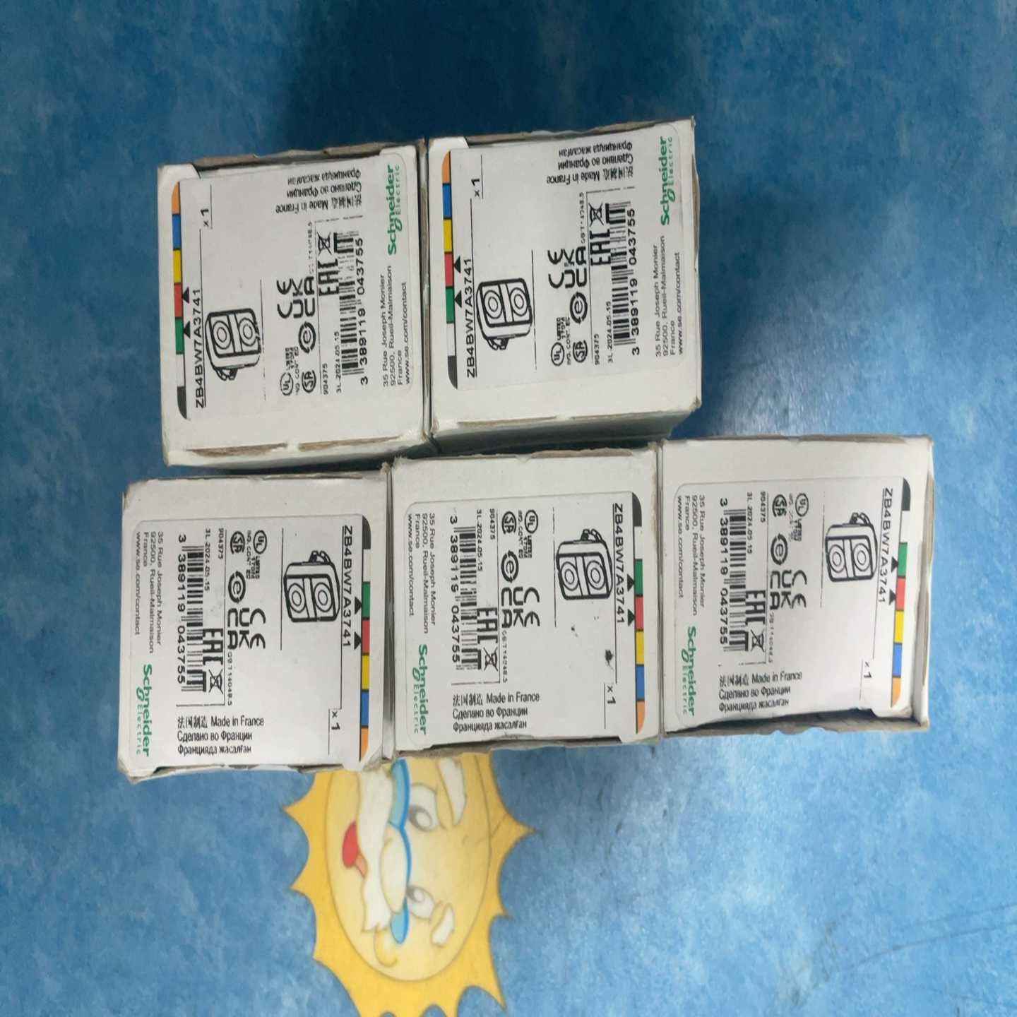 询价全新施耐德按钮ZB4BW7A3741
