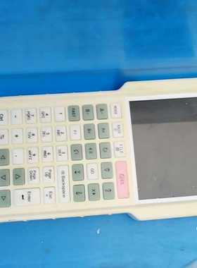 询价IFound品牌手持设备，白色外壳，带显示屏，按键完整。功能