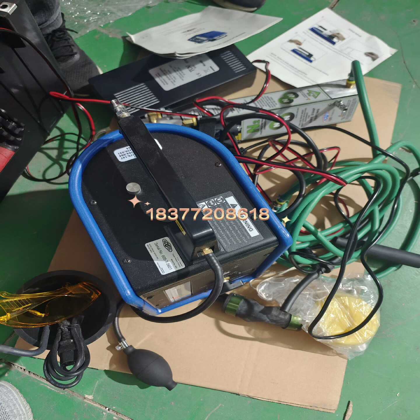 询价VACUTE泄漏探测仪WV605。汽车诊断仪，实物图拍摄，有