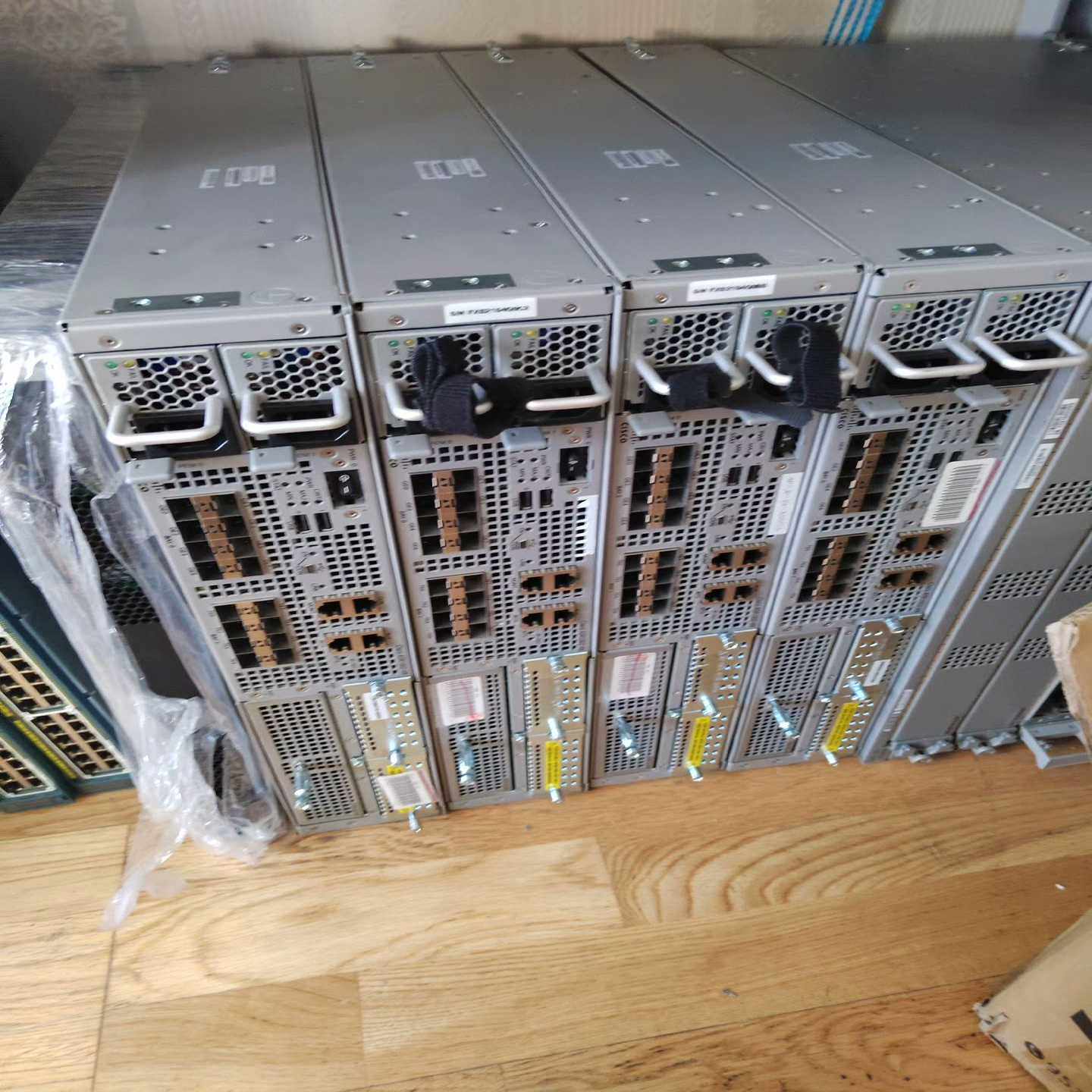 ASR1002-HX，便宜甩卖，有单得来，量大价格可~询价