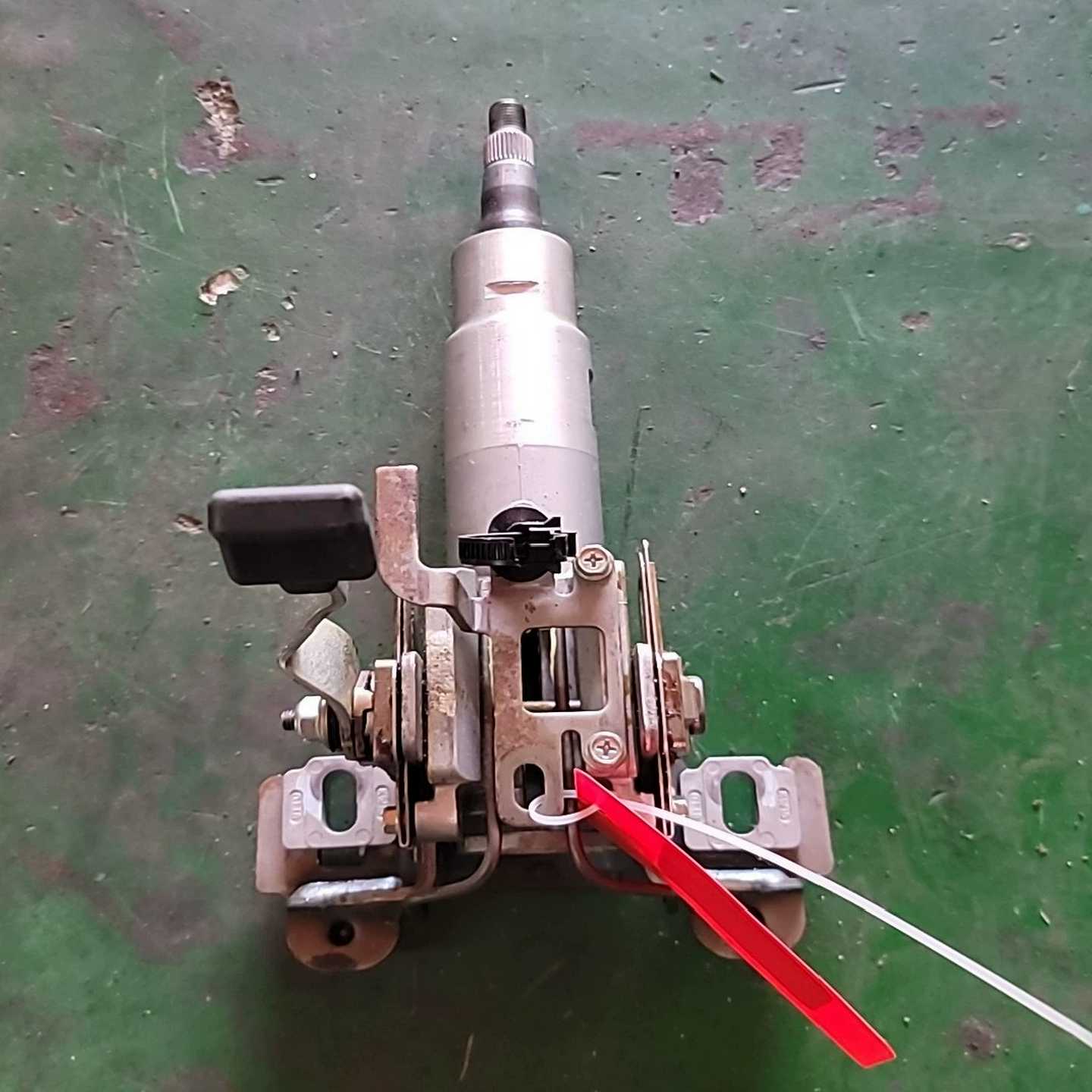 丰田荣放RAV4管柱，75块钱，可直接拍。原装拆车件。实物如--议价