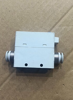 正品SMCPFM725C8AM流量计开关二手拆机