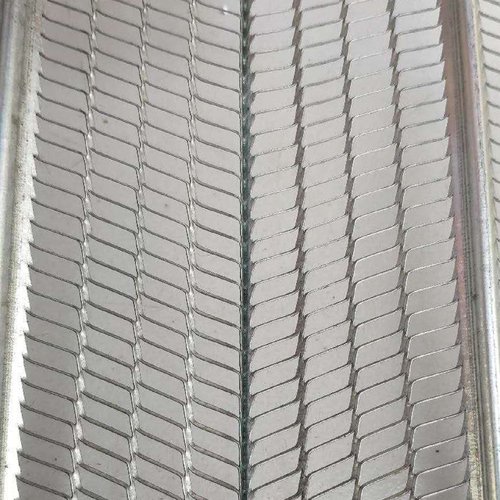 带助有筋扩张网钢网箱镂镀锌免拆模板灌浆龙骨金属轻钢别墅墙体网