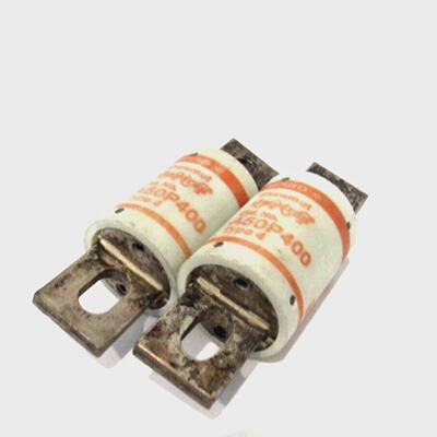LOT OF 2 USED GOULD SHAWMUT A50P400 FUSES TYPE 4