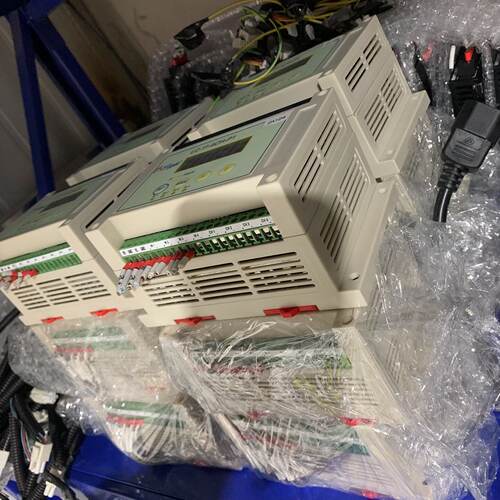 【询价】纬朗光源控制器LC-11-4CH-P1 4个