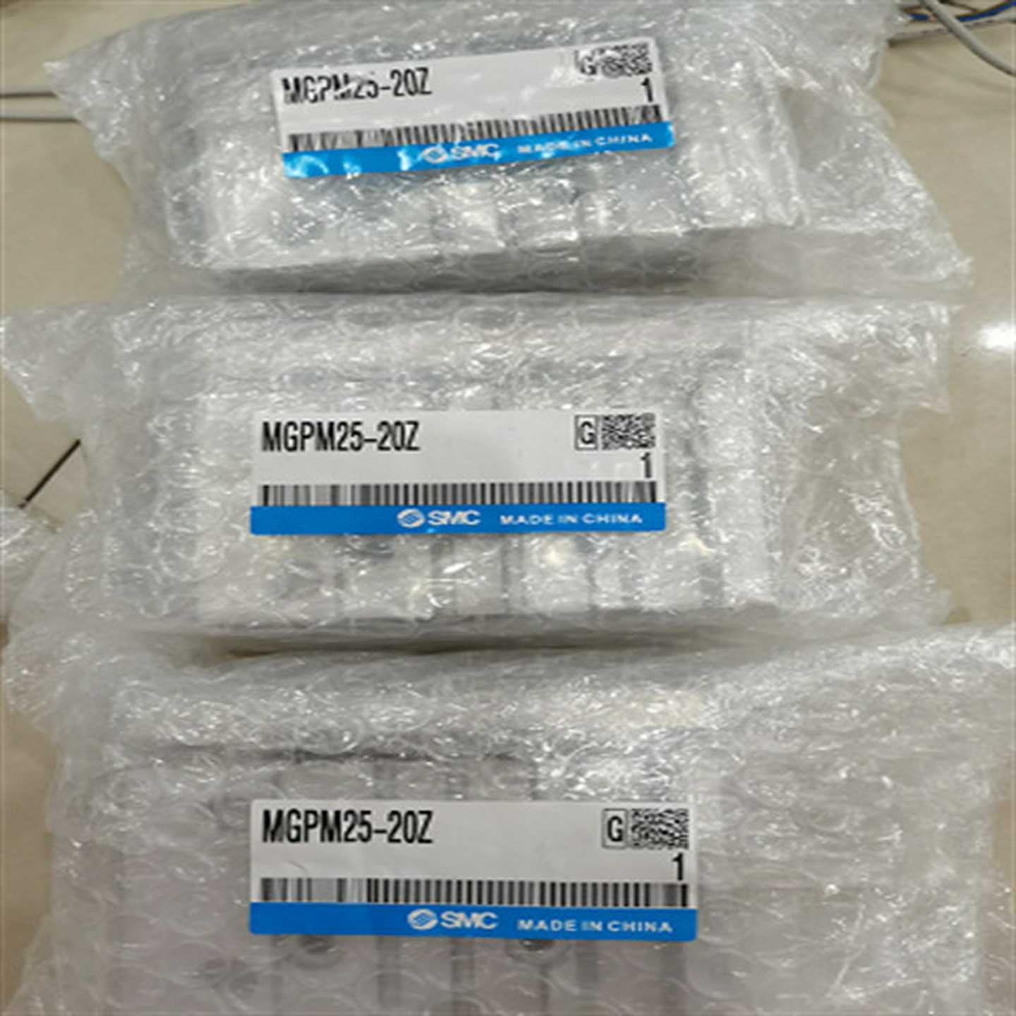 日Z本SMC导杆式气缸MGCMB32-500